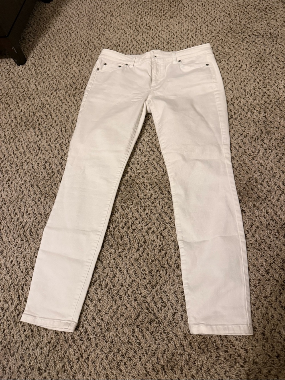 Vineyard Vines White Slim Jeans